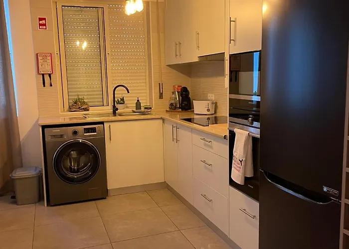 Local Girassol Ponta Delgada